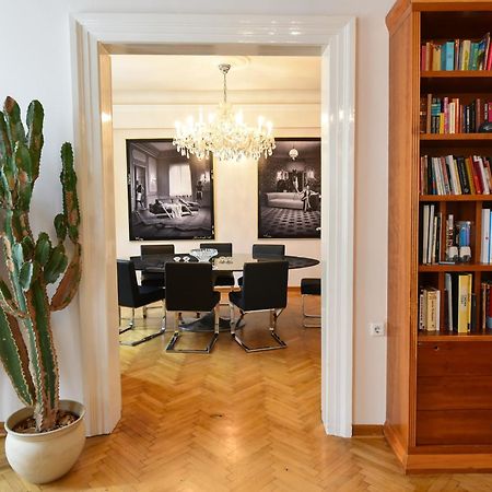 Neoclassical Luxury Apartment Lublana Zewnętrze zdjęcie